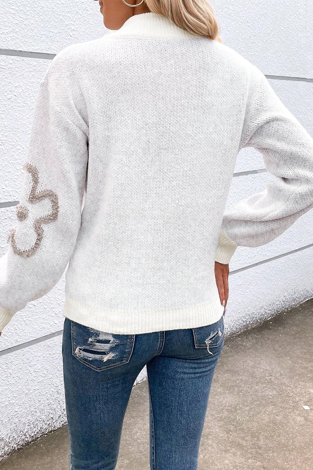 Flower Stand Neck Sweater