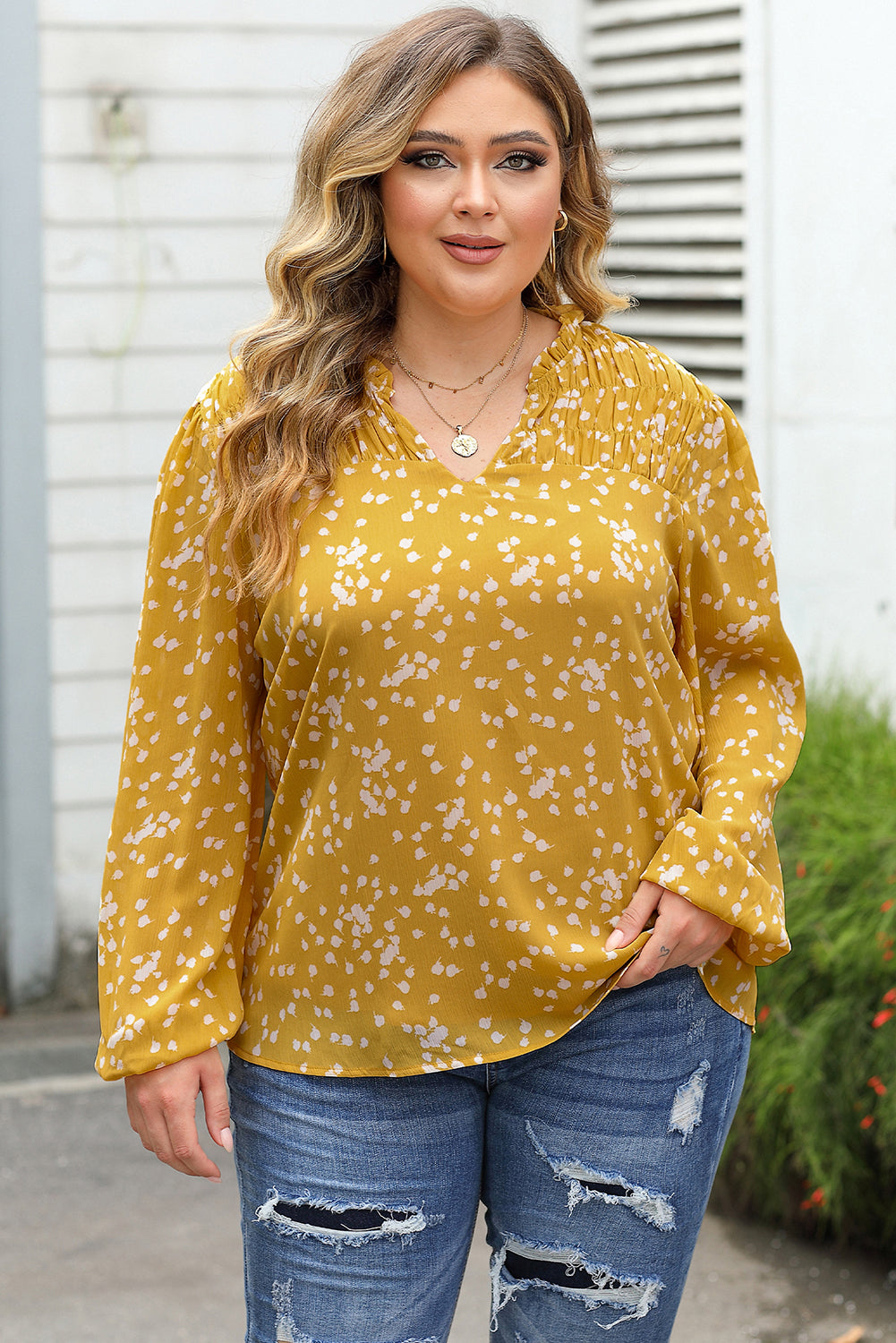 Black Plus Size Floral Print Ruched Split Neck Blouse