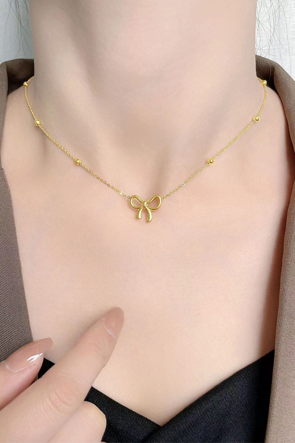 Delicate Bow Knot Choker Necklace